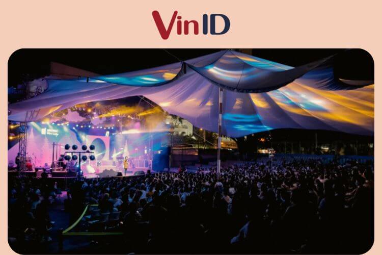 Đêm nhạc Mây Lang Thang Sài Gòn ngày 17/04/2022 tại sân khấu Trống Đồng đã thu hút tới 1.300 khán giả 